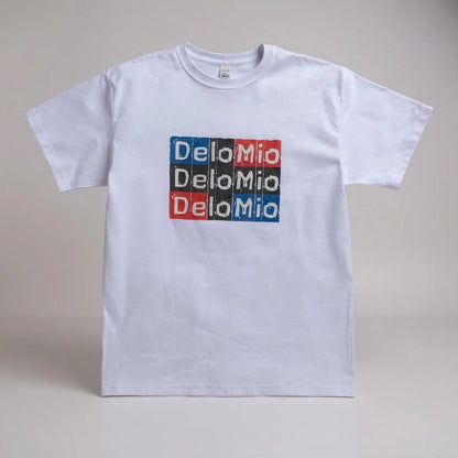 De Lo Mio Center Unisex T-Shirt front view | Bold center print t-shirt | Cultural pride unisex tee | De Lo Mio graphic shirt for men and women | Soft cotton unisex streetwear tee | De Lo Mio shirt folded flat lay | Comfortable everyday t-shirt | Latin culture inspired unisex top | Minimal bold design t-shirt | De Lo Mio centered text close-up | Unisex fit cultural statement tee | Trendy casual outfit graphic shirt