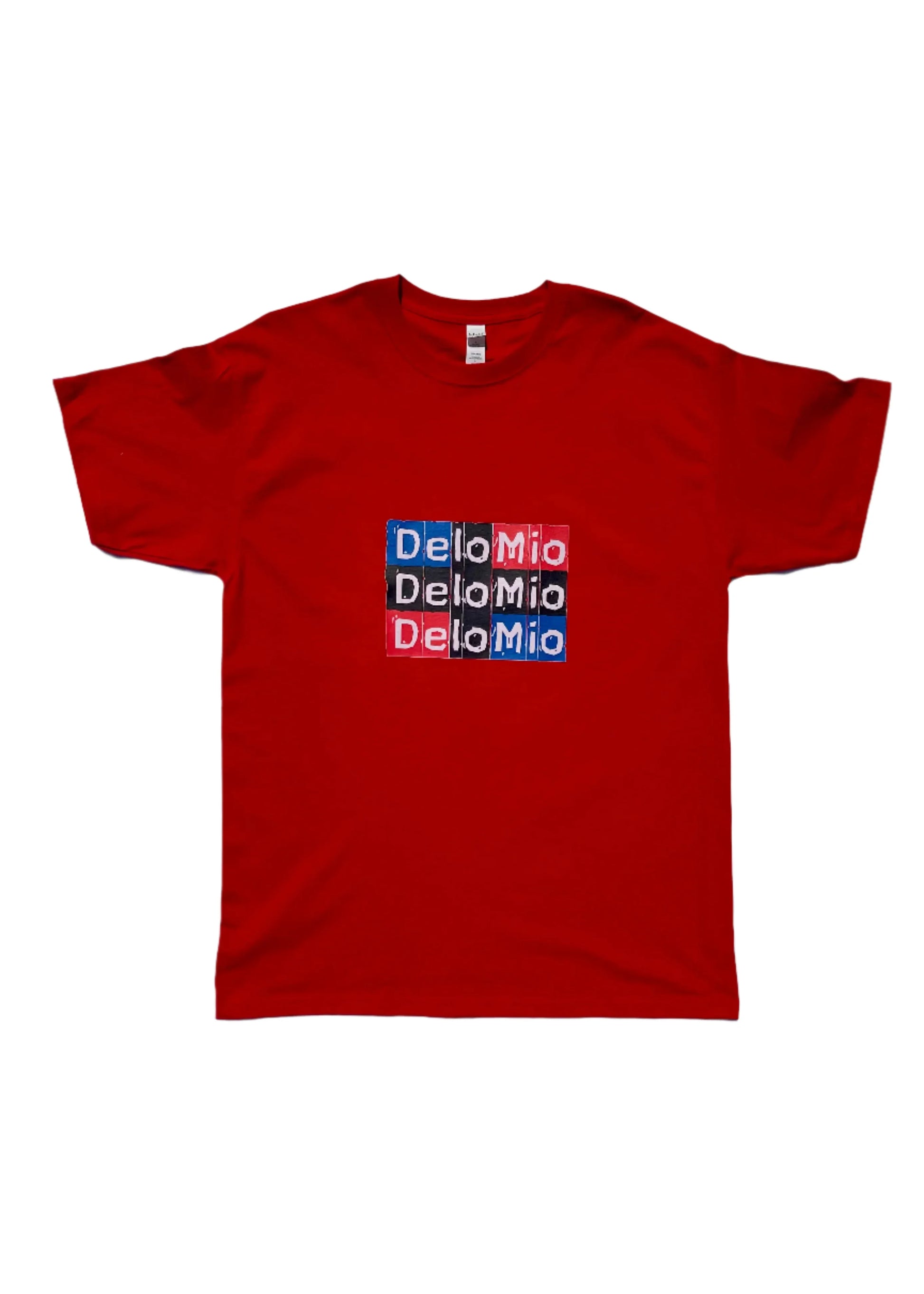 De Lo Mio Center Unisex T-Shirt front view | Bold center print t-shirt | Cultural pride unisex tee | De Lo Mio graphic shirt for men and women | Soft cotton unisex streetwear tee | De Lo Mio shirt folded flat lay | Comfortable everyday t-shirt | Latin culture inspired unisex top | Minimal bold design t-shirt | De Lo Mio centered text close-up | Unisex fit cultural statement tee | Trendy casual outfit graphic shirt